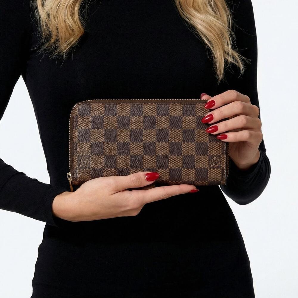 Louis Vuitton Zippy Wallet Damier Ebene Long Zip Around Brown Classic Check